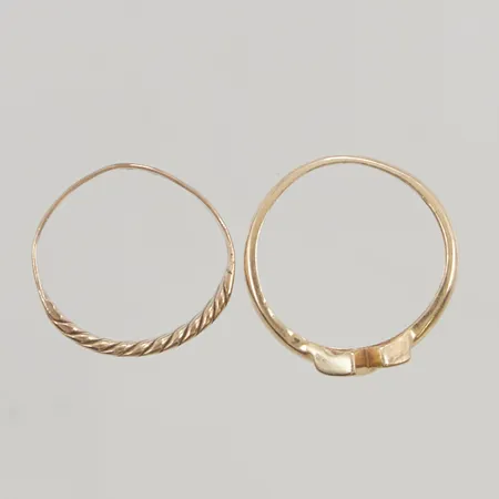 2 Ringar skeva 14K, 2,7g.