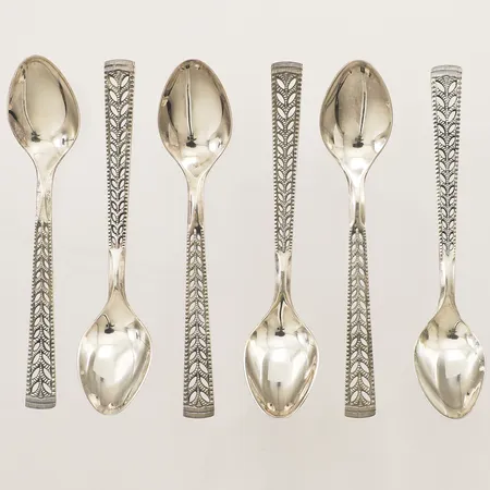 Sex kaffeskedar modell Juvel längd ca 11cm Nils Hansen silver 830/1000 Vikt: 57,6 g