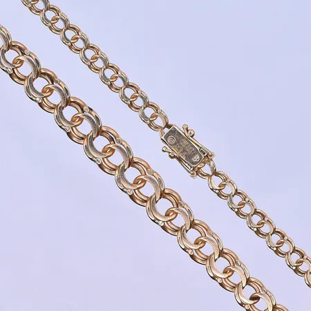 Collier doserad Bismarck längd 46 cm, bredd 5-8 mm 18K. Vikt: 23,4 g