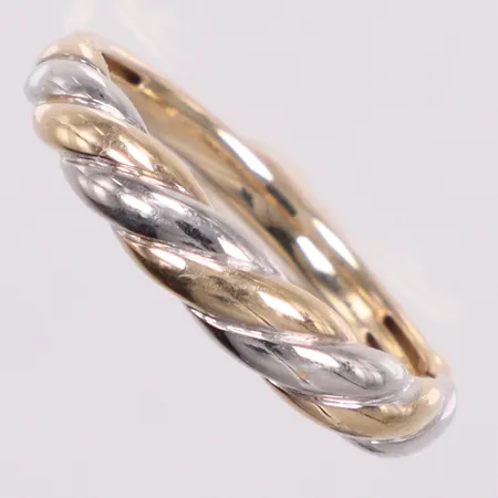 Ring tvåfärgad stl18 bredd 3,9mm 14K Vikt: 2 g