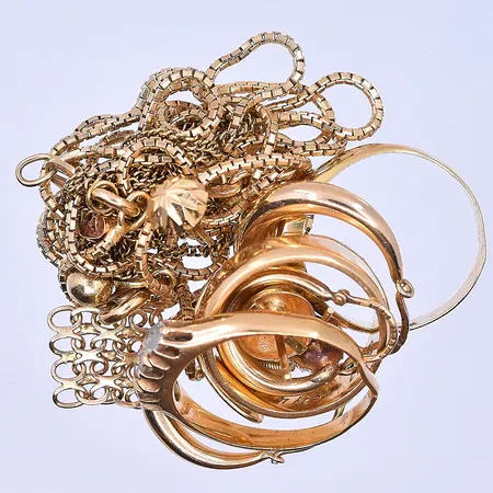 Diverse guld, 18K. Vikt: 27,5 g
