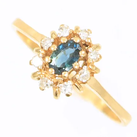 Ring med blå sten och diamanter 8 x ca 0,01 ct stl 18, bredd 1,5-9mm, 18K, 2,4g Vikt: 2,4 g