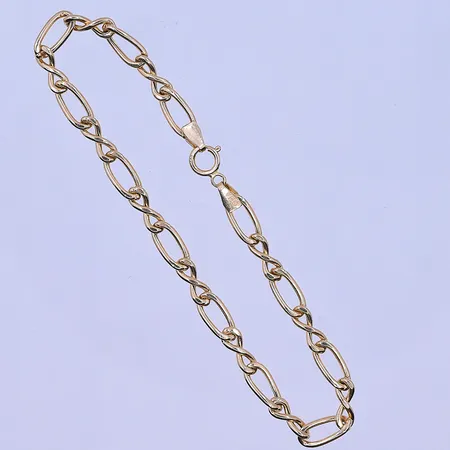 Armband Guldfynd längd 16,5 cm, bredd 4 mm 18K. Vikt: 1,9 g