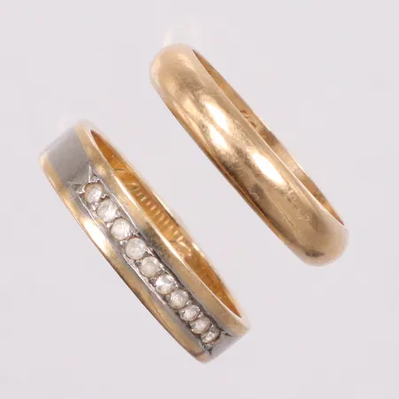 2 Ringar gravyrer, 18k Vikt: 7,8 g