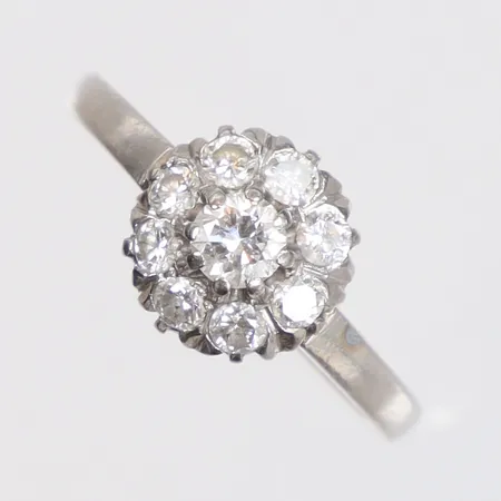 Ring med diamanter 1x0,16ct 8x0,03ct, stl:16¾, bredd 2-9mm, vitguld, 18K Vikt: 3 g