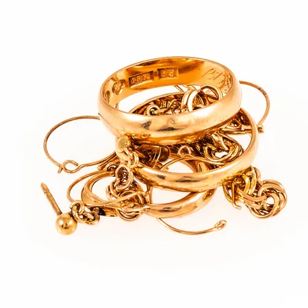 Diverse defekt/graverat guld 18K 11,5g.