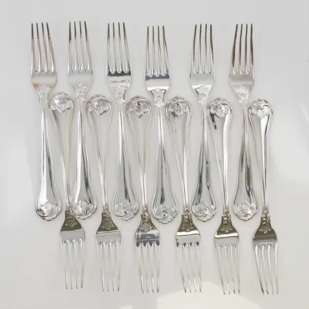 12 Gafflar 18cm, modell Sachsisk, nya i plastfickor, 830/1000 Silver bruttovikt med plastfickor 481,4g.