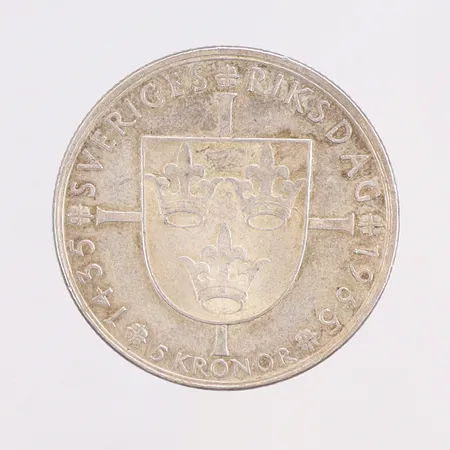 Silvermynt, Gustaf V Sveriges Konung, "5kr" Sverige, år 1935, 900/1000 silver Vikt: 25 g