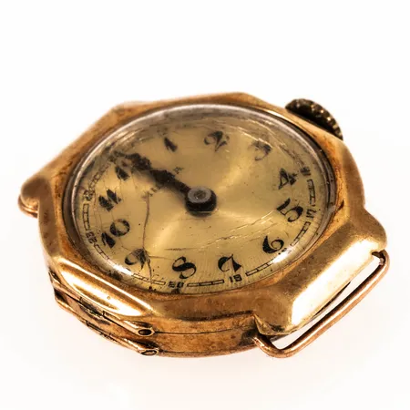 Defekt damur Ø21mm, 14K Bruttovikt:8,3g. 