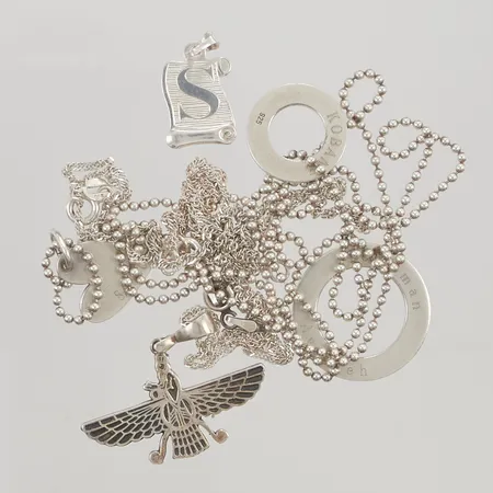 Diverse silversmycken defekt/gravyr 925/1000 Silver 25,2g.