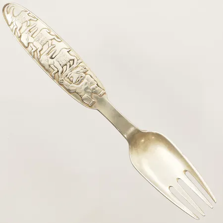 Gaffel med dekor längd 14cm silver 830/1000 Vikt: 23,7 g