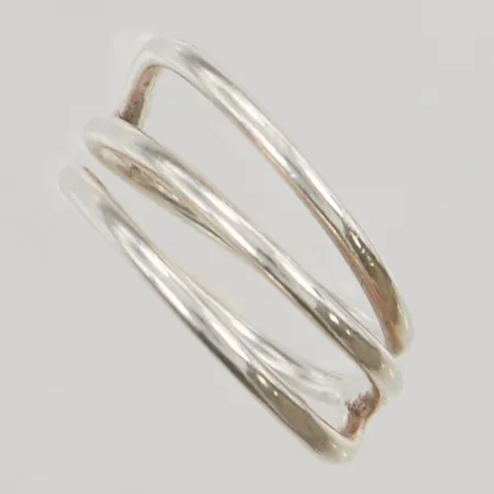 Ring stl:18Û stämplad am, 925/1000 Silver 5,9g.