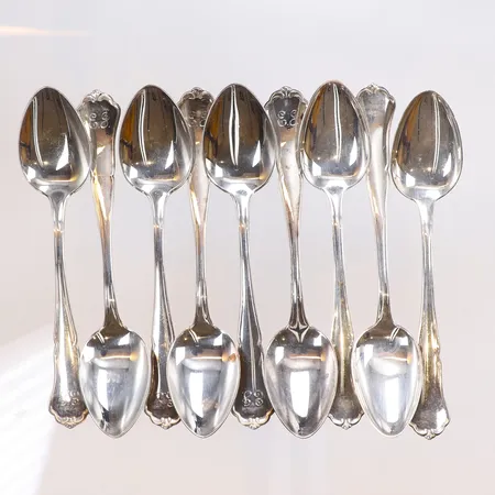 15 Kaffeskedar, längd 11,5-12cm, bredd 3-24mm, olika modeller, 830/1000 silver Vikt: 187,7 g