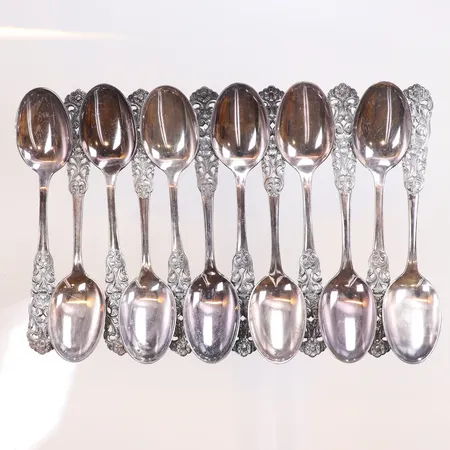 12 Kaffeskedar, längd 10cm, bredd 3-22mm, 830/1000 silver Vikt: 97 g