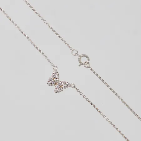 Collier fjäril med vita stenar längd: ca 38,4cm bredd: ca 1-9mm 925/1000 silver  Vikt: 1,8 g