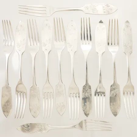 Tolv bordsgafflar modell Tornedalen, längd 18,5cm silver 830/1000 Vikt: 372,2 g