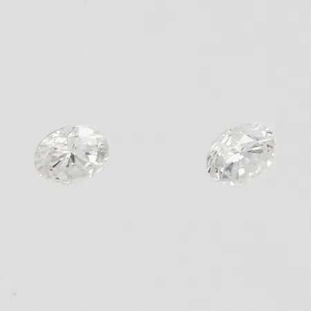 Två lösa diamanter ca 2x0,07ct W/P Vikt: 0 g