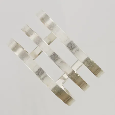 Armband ca 70x57cm justerbar storlek, stämplad "am", 925/1000 Silver 32,6g.
