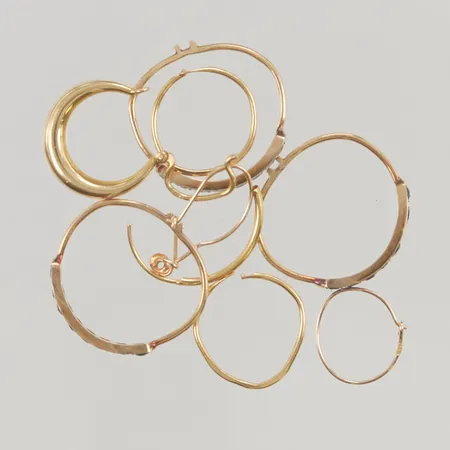 Diverse guld defekt 18K 4,7g.