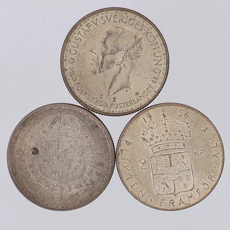 3 Mynt Gustaf VI och Gustaf V nominellt värde 2kr, silver 400/1000 Vikt: 42,1 g
