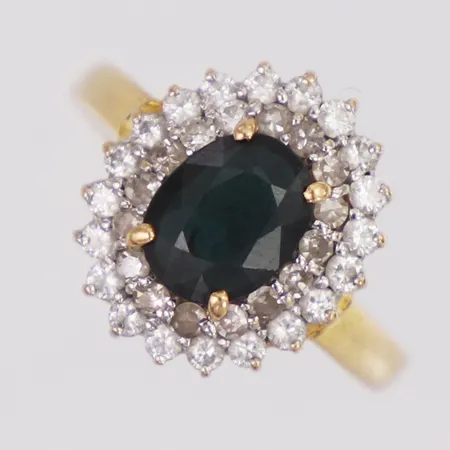 Ring diamanter 36xca0,0012ct och safir stl:17¾ bredd ca 13mm, 18K Vikt: 5,9 g