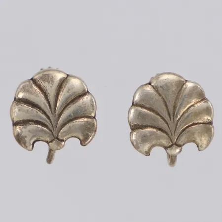 Ett par örhängen med skruvlås, längd 12mm, Göteborg, 925/1000 silver Vikt: 2,6 g