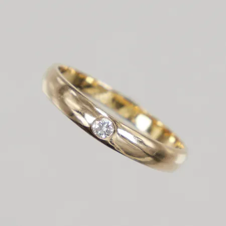 Ring med diamant 1x ca 0,04ct, bredd 2,2-3mm, 14K Vikt: 1,7 g