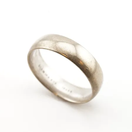Ring, 9k, defekt Vikt: 6 g