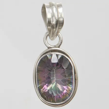 Hänge med "Mystic Quartz" ca.15x10,5mm, ytbehandlad kvarts, 32,7x13,5mm, ostämplat, silver, bruttovikt 4,2g Vikt: 4,2 g