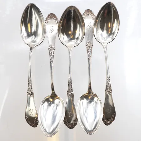 5 Matskedar, längd ca 18cm, gravyr, 830/1000 silver. Vikt: 186,6 g