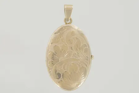 Hänge medaljon längd 4,5 cm bredd 2,5 cm, 18K Vikt: 10,5 g