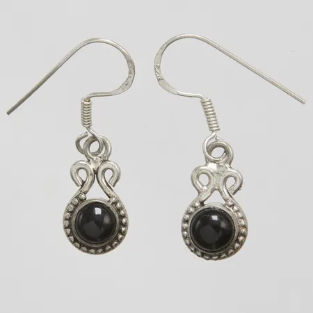 Örhängen med svarta stenar, längd: 34mm, silver 925/1000 Vikt: 2,9 g