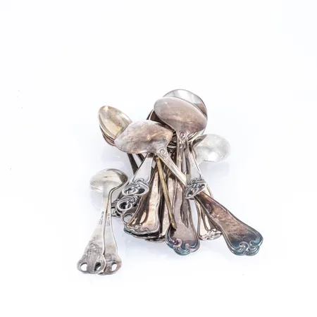 Diverse silver 290g 830/1000.