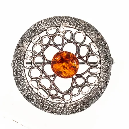 Brosch med en bärnsten Ø38mm, silver 835/1000 10,5g.