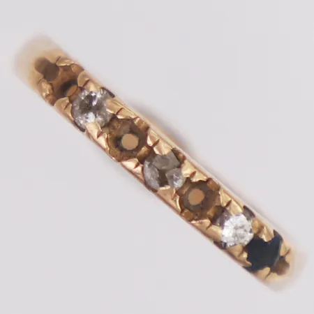 Ring diamanter 0,18ctv enligt gravyr samt safir stl:18¼, safirer saknas 18K Vikt: 2,9 g