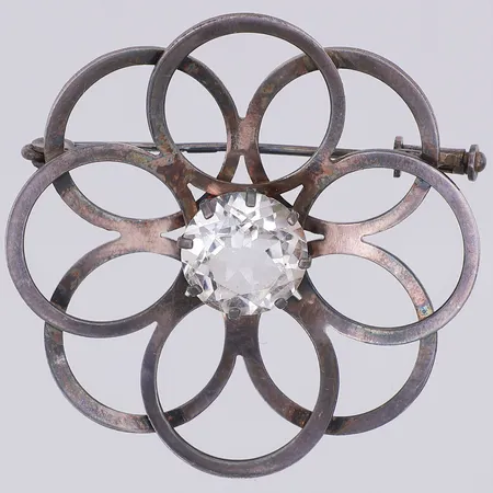 Brosch Ø39mm troligen bergkristall 1922, kattfot, silver 830/1000 Vikt: 6,8 g