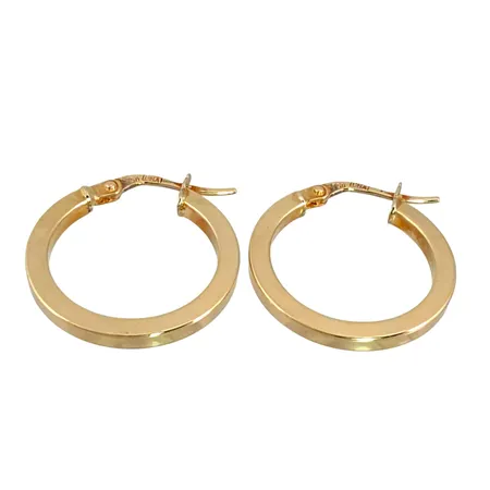 Örhängen Creoler i 18K guld Guldfynd (GHA), slät modell, storlek 19 x 20 mm, tjocklek 2 mm, fint skick Vikt: 1,6 g