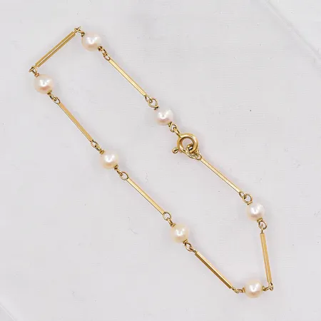 Armband med pärlor Ø 4,8mm längd 18,5cm 18K Vikt: 2,7 g