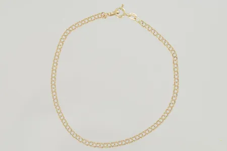 Armband bismark längd 21,5 cm bredd 2,8 mm, 18K  Vikt: 2,9 g