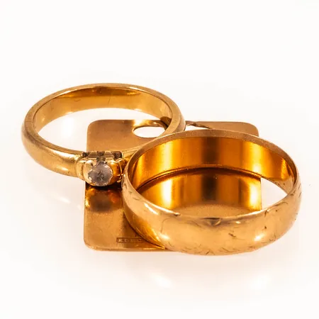 Diverse defekt/graverat guld 18K 8,5g. 