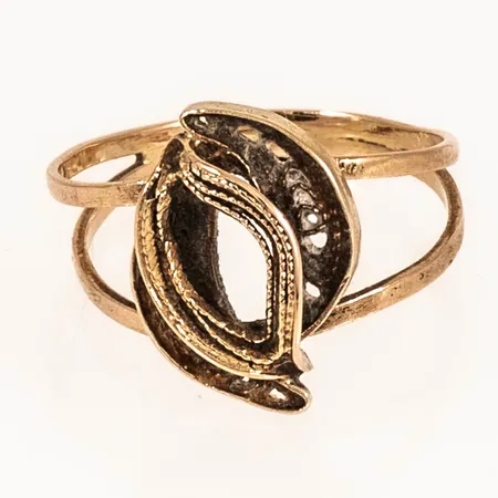 Defekt ring, saknar stenar, 14K 2,2g. 