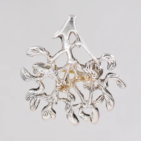Brosch mistel 27x31mm silver 925/1000 Vikt: 4,4 g