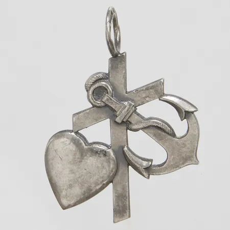 Hänge Tro Hopp & Kärlek, 28x20mm, finska stämplar, silver 925/1000 Vikt: 2,1 g