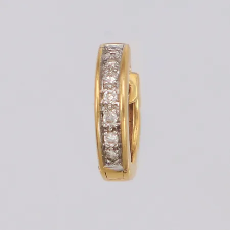 Örhänge med briljantslipade diamanter 0,07ctv, Guldfynd, längd 10,7mm, 18K Vikt: 1,3 g