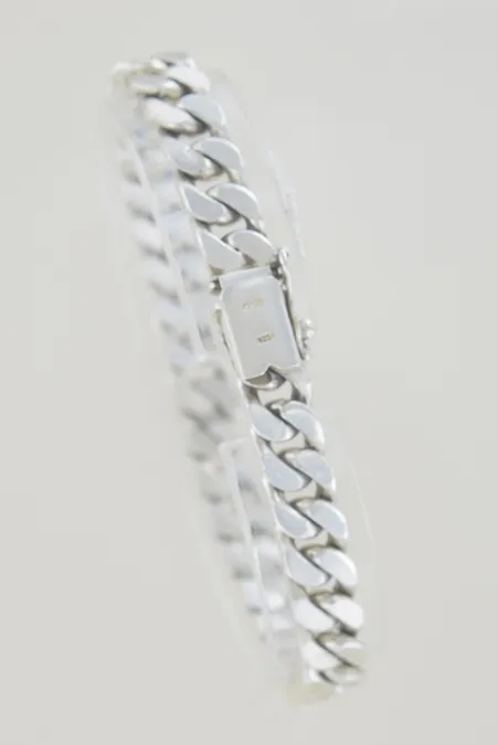 Armband pansar längd 18,5 cm bredd 7 mm, silver 925/1000 Vikt: 30,1 g