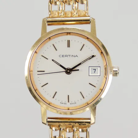 Damur Certina kvarts, datum, Ø ca 24mm, 18K med länk längd inklusive uret 17cm, länk i förgyllt silver 925/1000. står stilla, behov av batteribyte, Bruttovikt: 28g