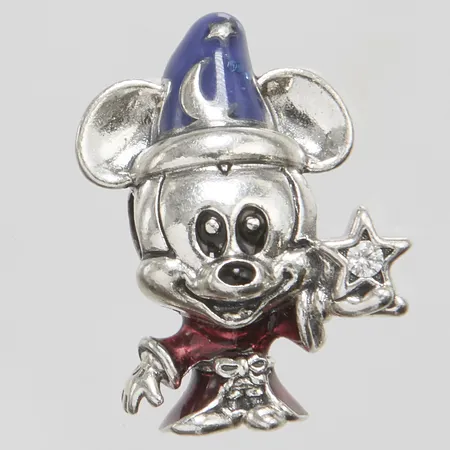 Berlock Disney x Pandora Sorcerer Musse Pigg, 17x13mm, cubic zirconia, emalj, silver 925/1000, Nypris 799kr Vikt: 2,7 g