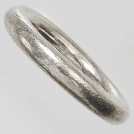 Ring stl:17+, bredd: 3,6mm, silver 925/1000 Vikt: 7,3 g