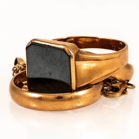 Diverse defekt guld 18K bruttovikt 17,7g.