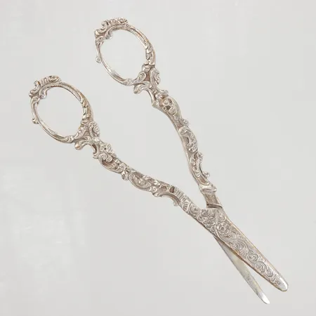 Druvsax längd 15,5cm, 830/1000 silver Vikt: 56,5 g